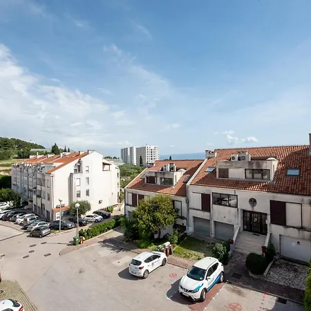 Διαμέρισμα Split2 *